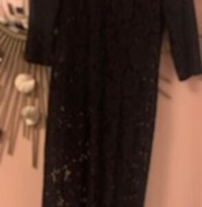 Dress 17: Tara Jarmon Dentelle Fine (36-38)