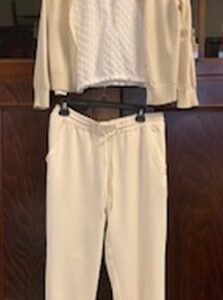 Shirt 06: shirt & cardigan (36-38).