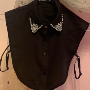 Tops 37: Embroidered Collar.