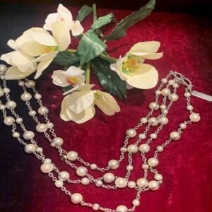 Necklace 2 (MAX MARA)